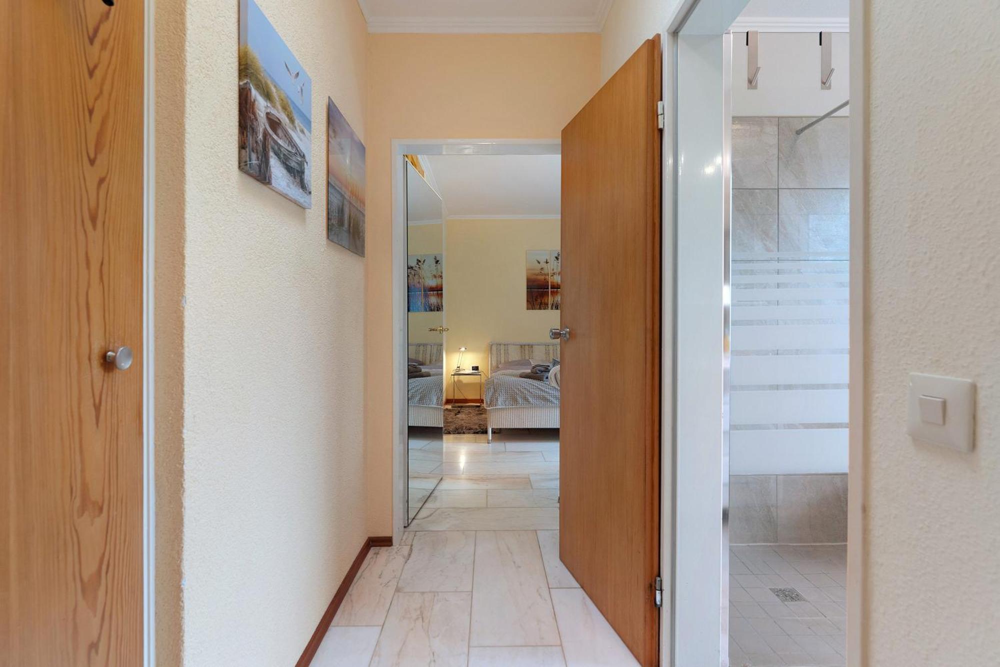 1 Apartment